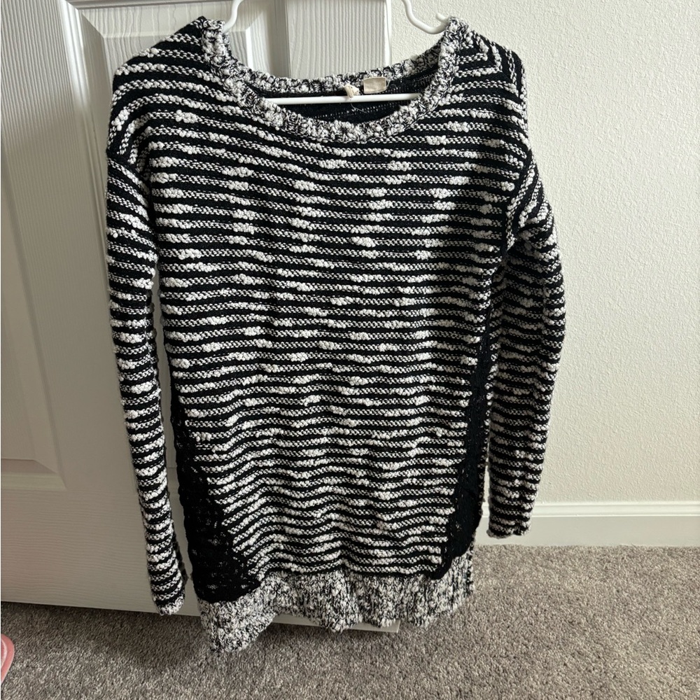 Anthropologie Moth wool Black & White Mini Sweater Dress
Small